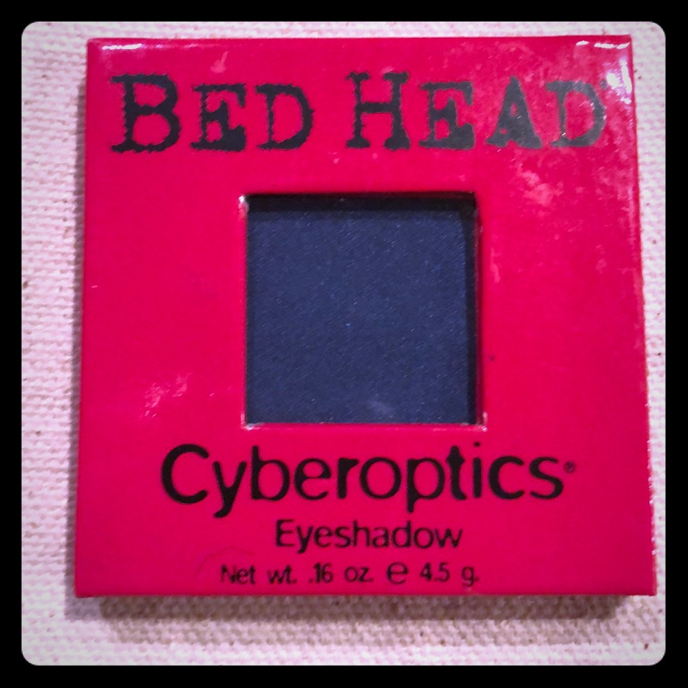 Bed Head navy eyeshadow